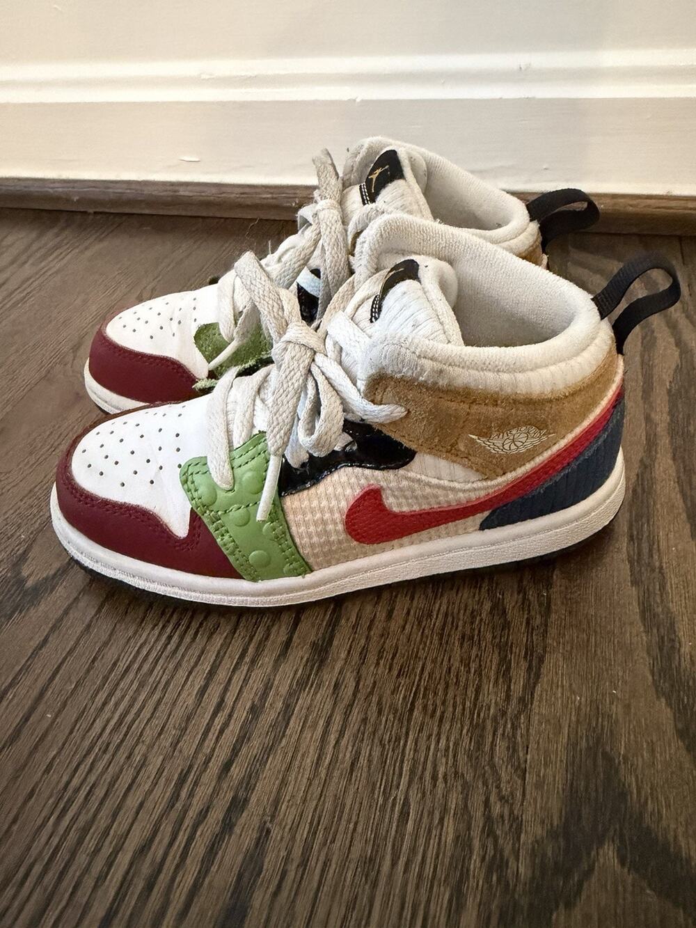 Kids Nike Air Jordan 1 Mid SE (PS) - DR6958 100 - White Gym Red Black 10c